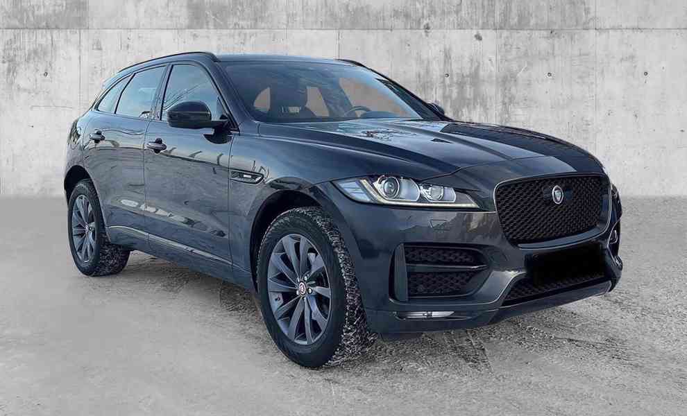 Jaguar F-PACE - foto 2