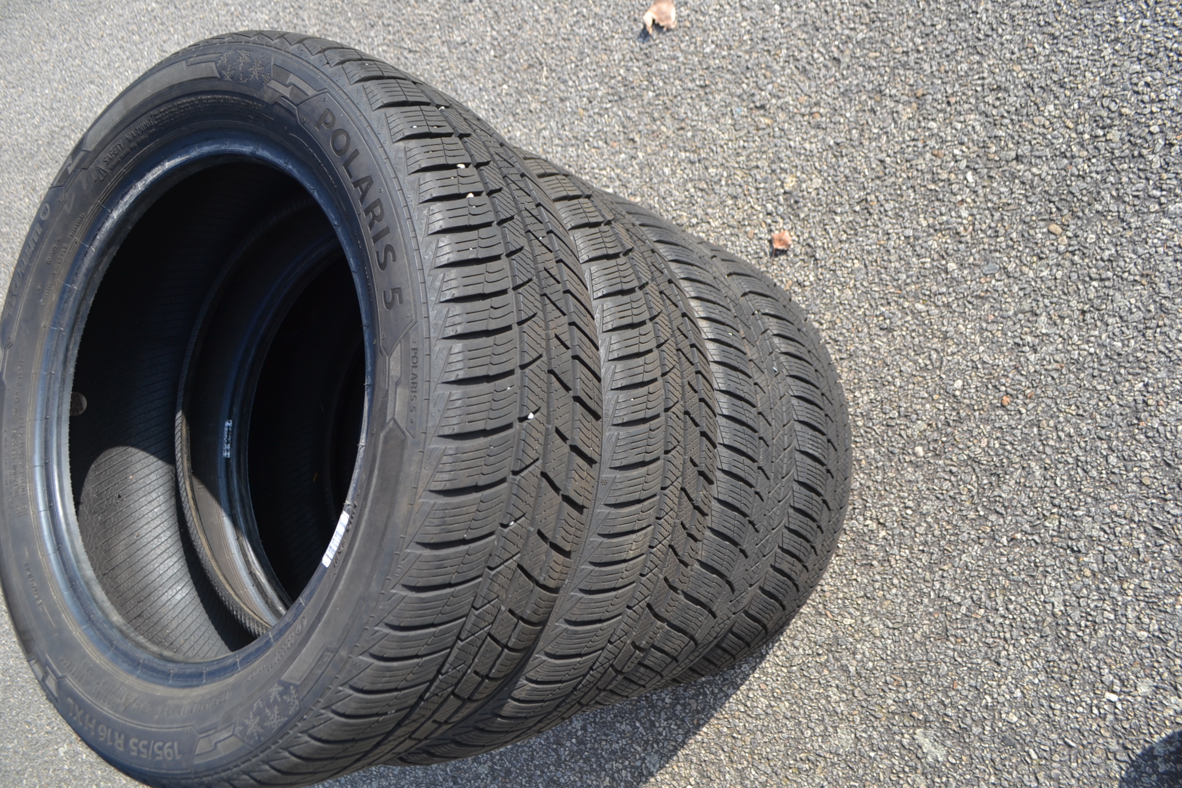 4ks téměr NOVÉ zimní pneu 195/55R16 Barum Polaris 5 - foto 5