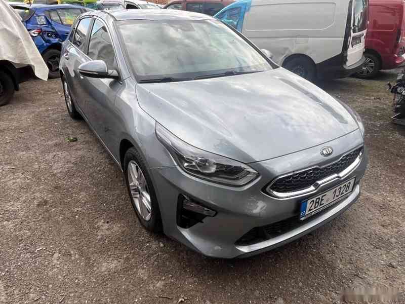Kia Ceed 1.4 103kw rok 2019 km 78000 REZERVACE - foto 1