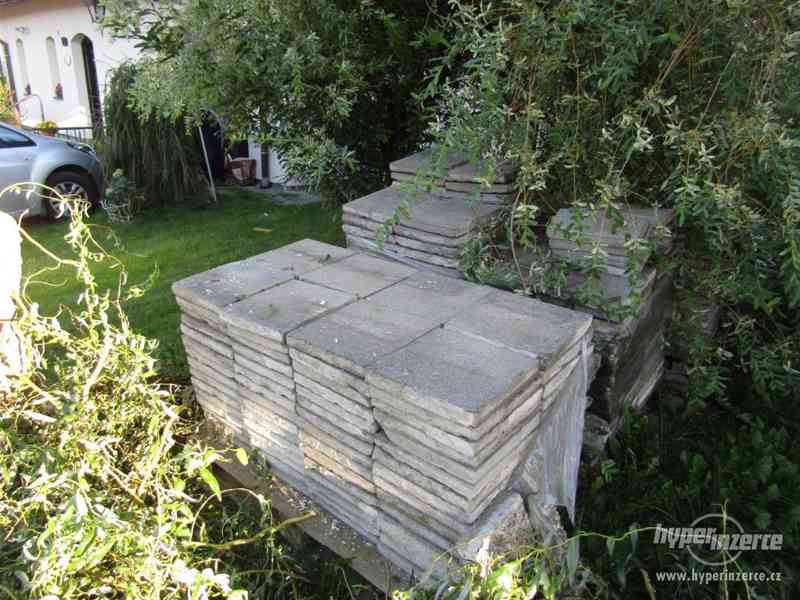 Betonová dlažba 30cmx30cmx4cm - foto 1