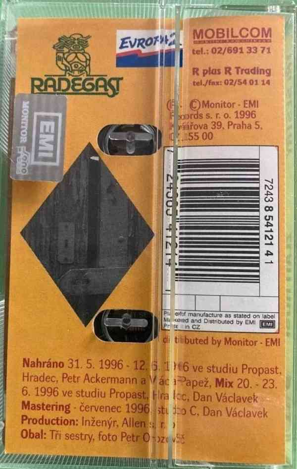 Tři Sestry – Zlatí Hoši (MC) - foto 2