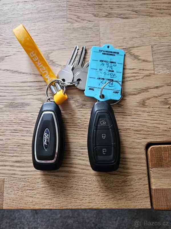 Ford Focus 1,0   MK4 ST Line, r.v. 10/2021 - foto 19