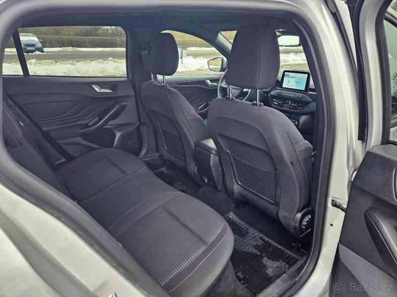 Ford Focus 1,0   MK4 ST Line, r.v. 10/2021 - foto 16