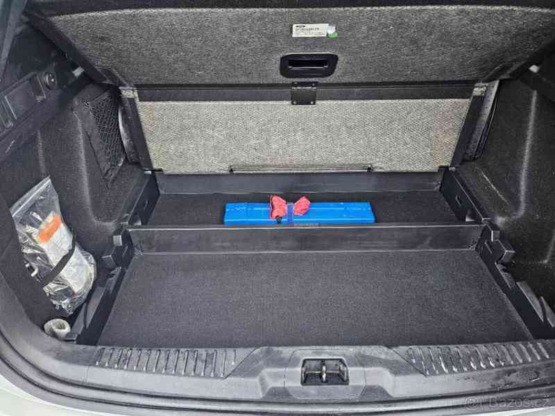 Ford Focus 1,0   MK4 ST Line, r.v. 10/2021 - foto 18