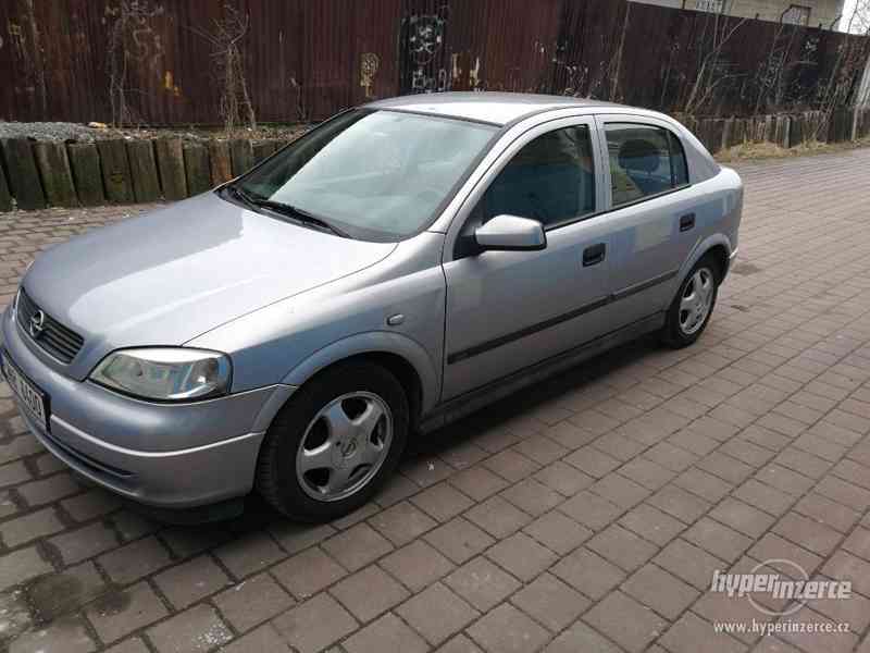 Opel Astra G 1.6 - foto 1