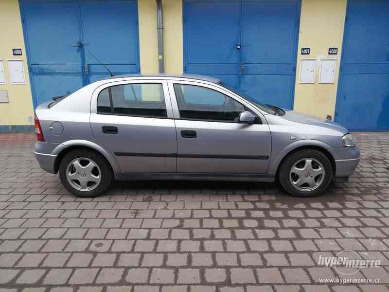 Opel Astra G 1.6 - foto 2