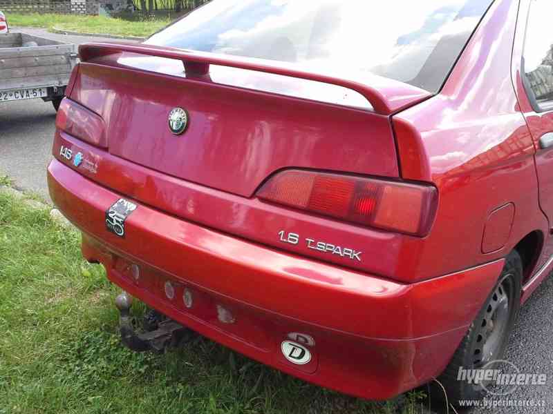 Alfa Romeo 146 T.Spark 1,6 88kW 1998 - foto 8