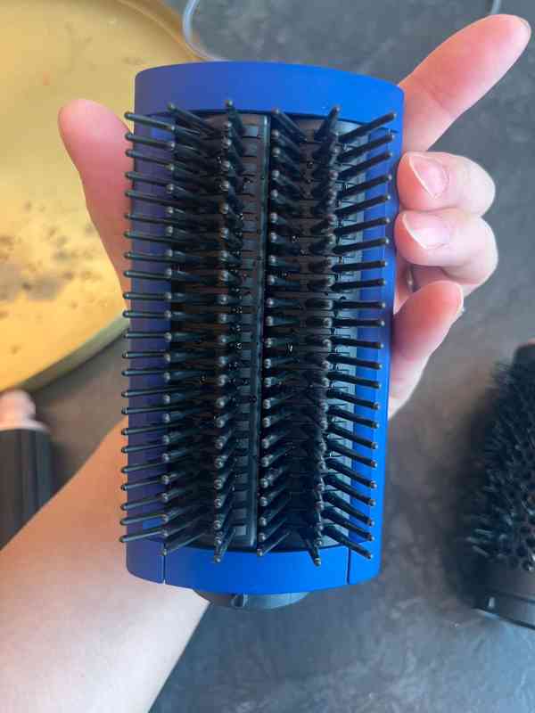 Žehlička na vlasy Dyson Airwrap - foto 3