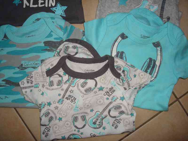 Body Calvin Klein 5 ks 62-68 cm, 3-6měsíců - foto 3