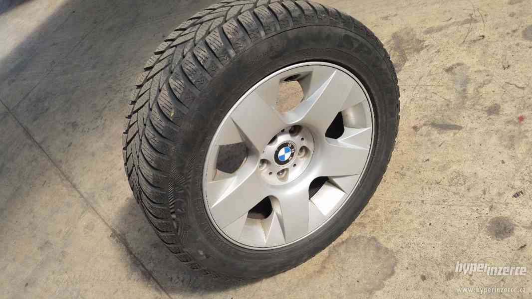 Zimní pneu na orig. BMW zimních alu discích - foto 4