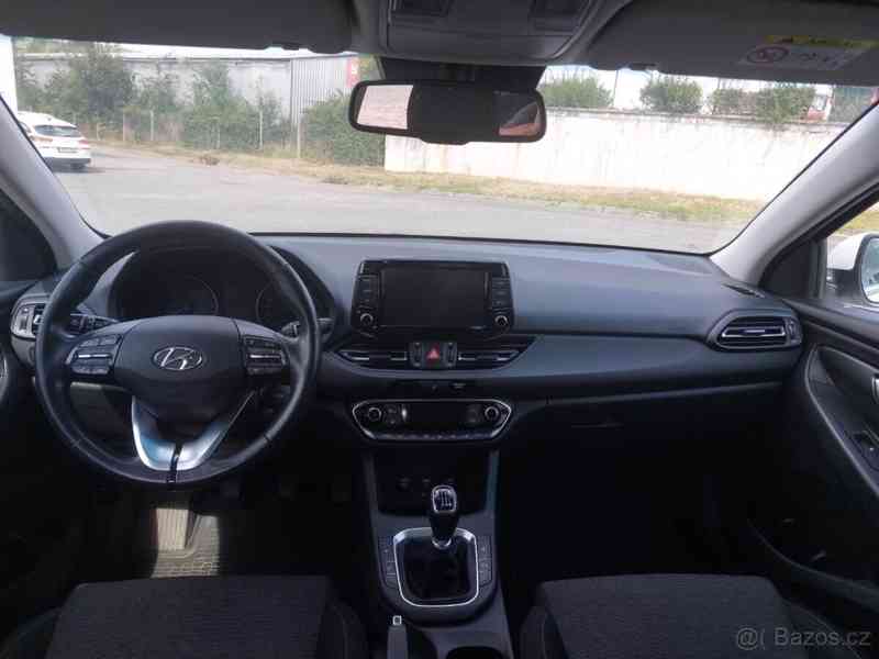 Hyundai i30 1,6   CRDi 85 kW, 2020, nafta - foto 3