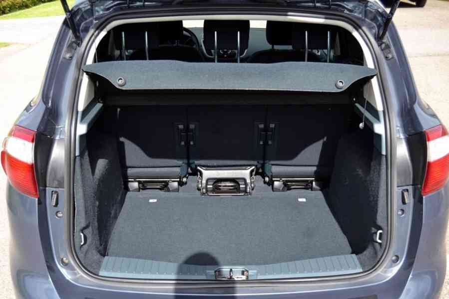 Ford C-Max 2.0 TDCI 103kW Titanium - foto 12