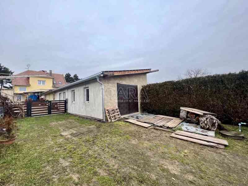 Prodej rodinného domu v Kudlovicích se zahradou a garážemi, 3241 m2 - foto 15