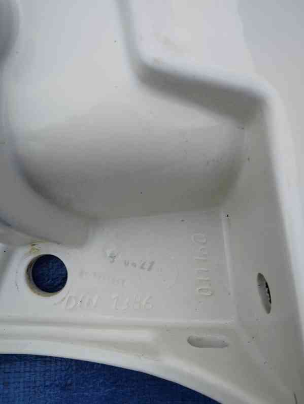 Umyvadla keramická bílá koupelnová (3 ks-různé velikosti) - foto 16