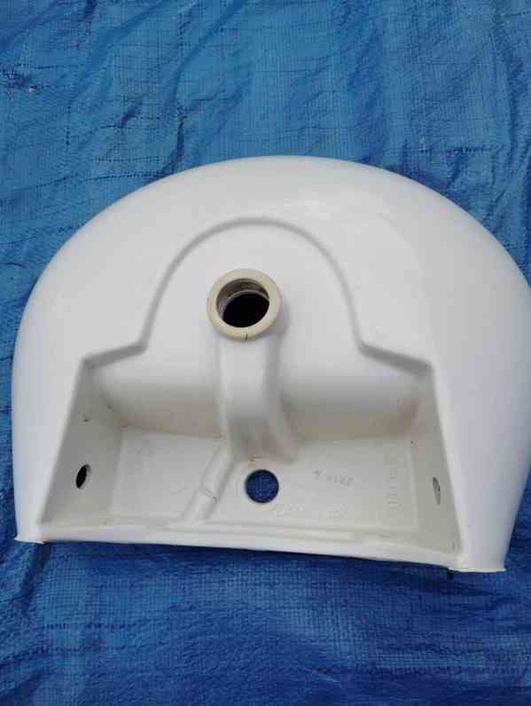 Umyvadla keramická bílá koupelnová (3 ks-různé velikosti) - foto 15