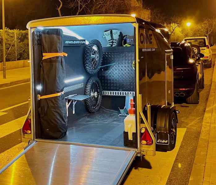 Nový skříňový přívěs řidičák B za auto Debon Cargo 750kg,DPH - foto 22