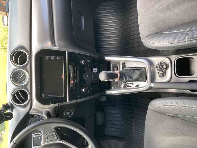 Prodám Suzuki Vitara 1,6 DDiS ELEGANCE TCSS ALLGRIP 4x4 - foto 4