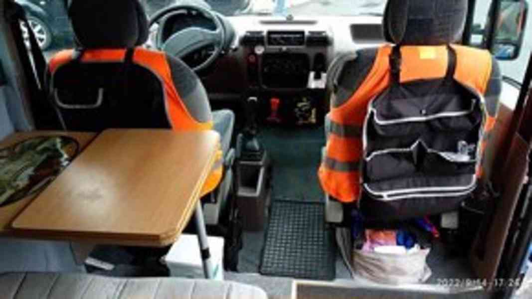 Prodám obytnou dodávku Renault Master - foto 8