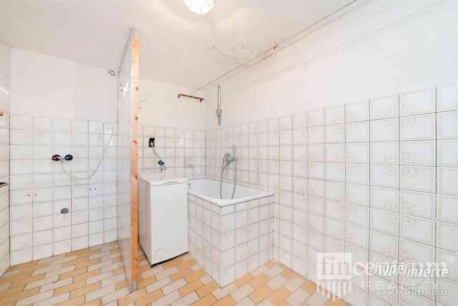 Prodej rodinného domu 220 m2 Antonína Dvořáka, Dačice Dačice V - foto 24