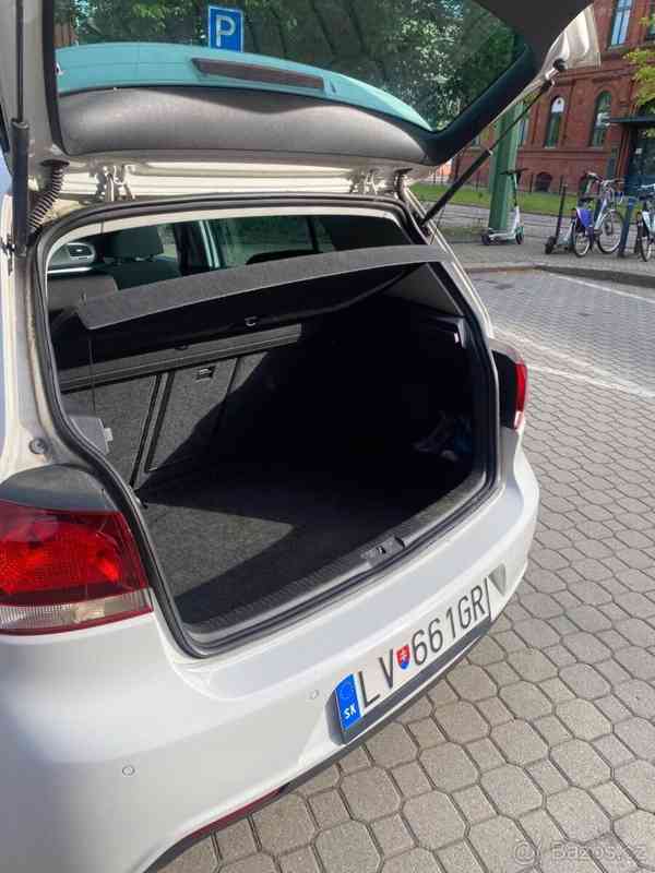 Volkswagen Golf 1,6 R-Line - foto 6