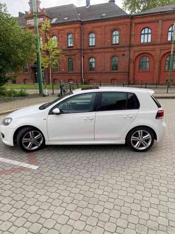 Volkswagen Golf 1,6 R-Line - foto 4
