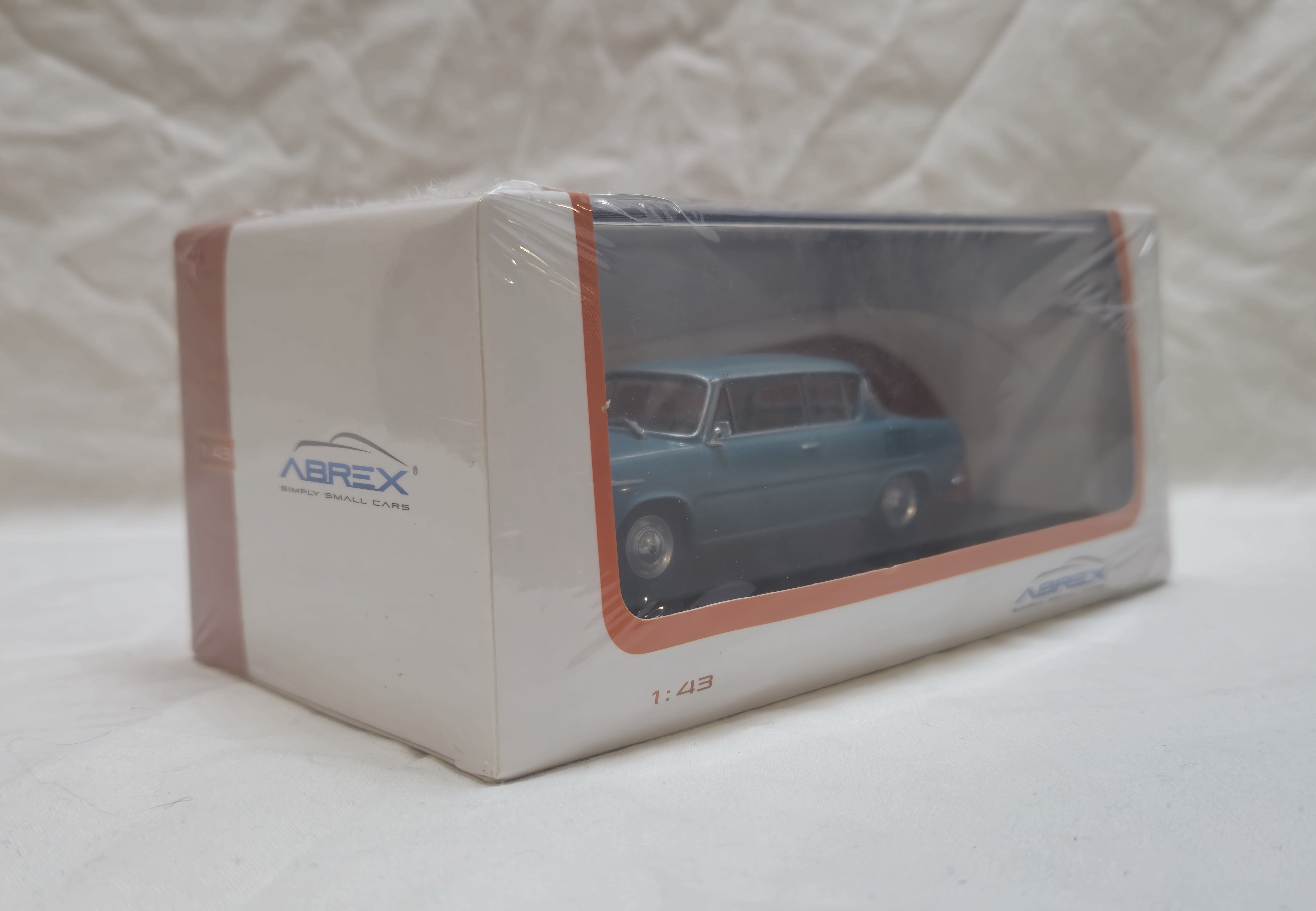 model auta Škoda 1100MBX (1969), 1:43 (Abrex) - foto 6