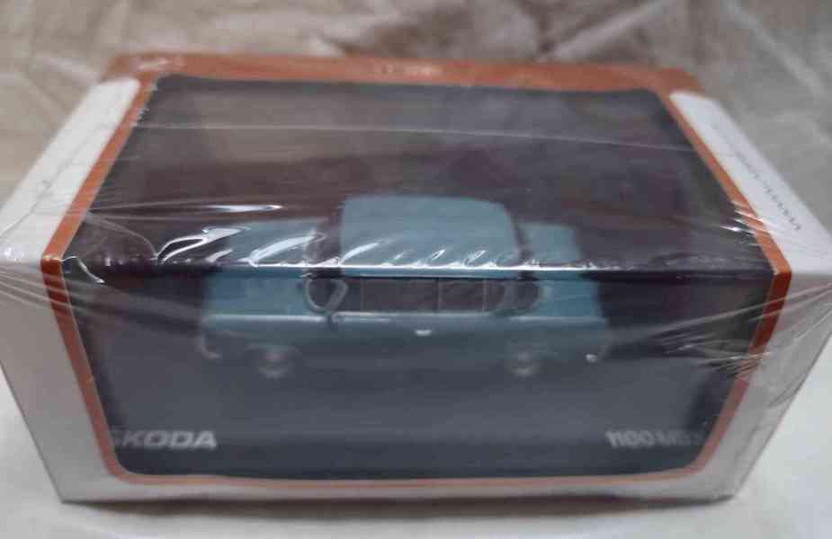 model auta Škoda 1100MBX (1969), 1:43 (Abrex) - foto 2