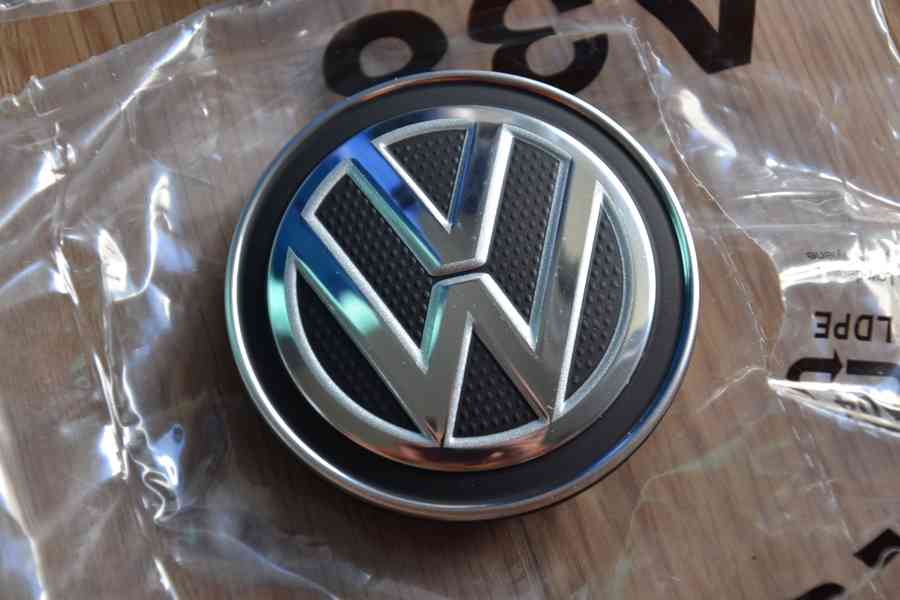 Originál VW středové krytky do alu kol 65mm - foto 5