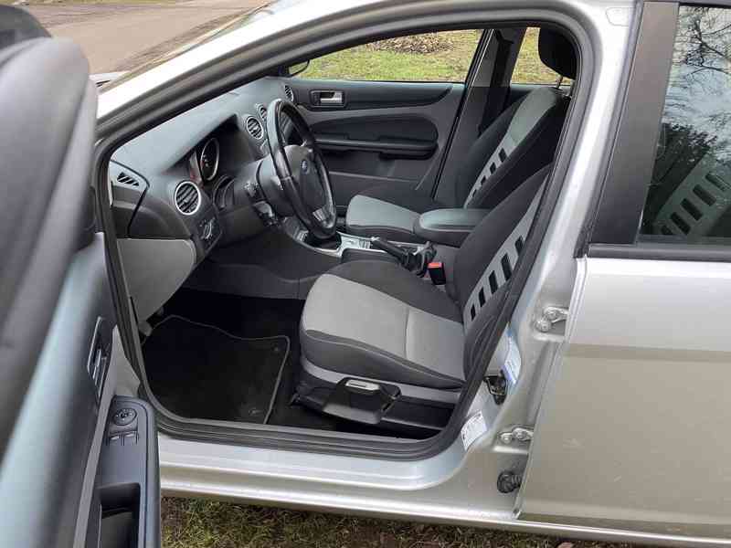 Ford Focus 1.6 16V dovozDE,klima,LetZim pneu,servisní knížka - foto 2