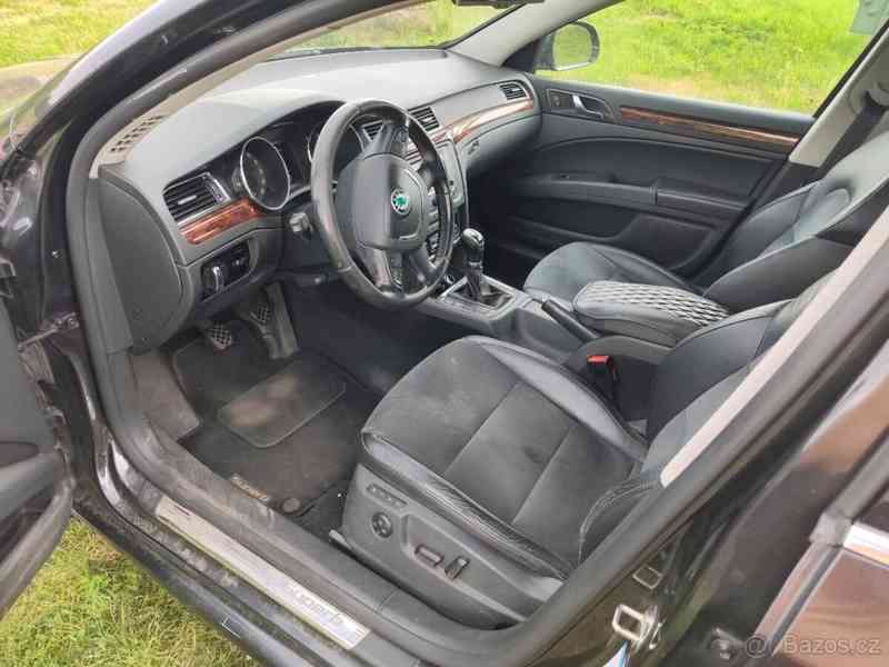 Škoda Superb 2,0   2, 125kw - foto 11