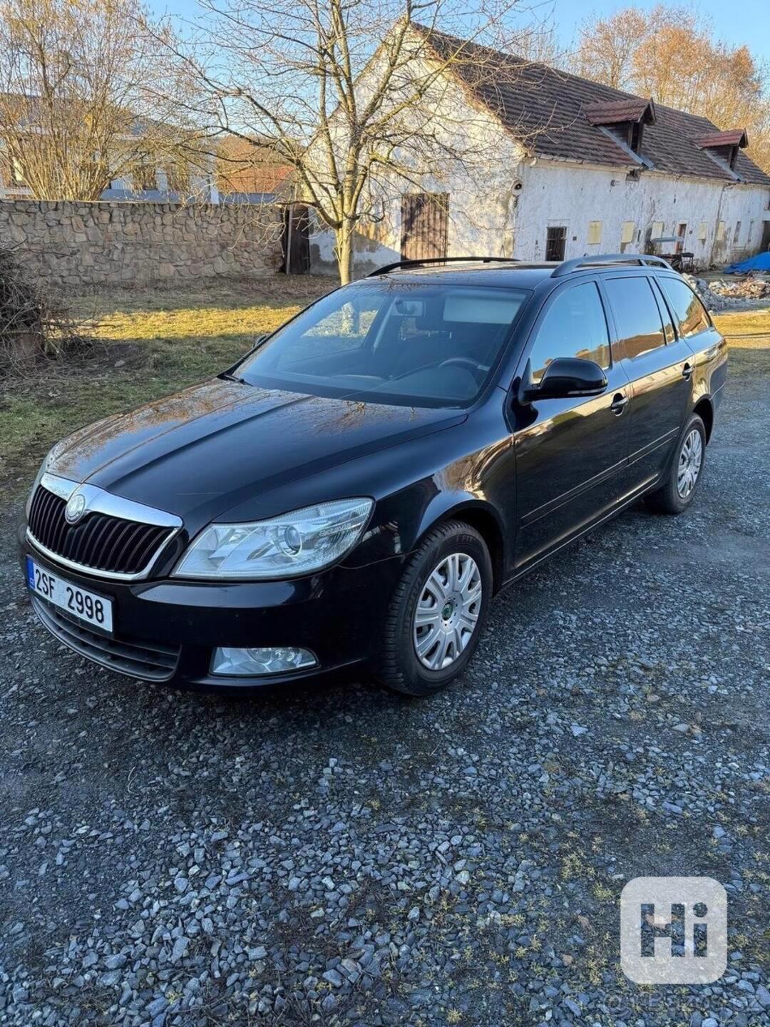 Škoda Octavia 2,0   2. 2009 - foto 1
