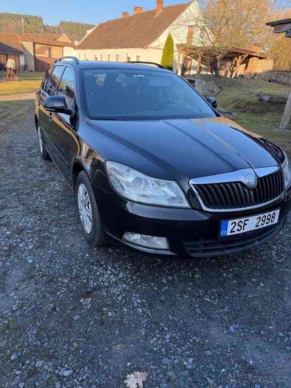 Škoda Octavia 2,0   2. 2009 - foto 5