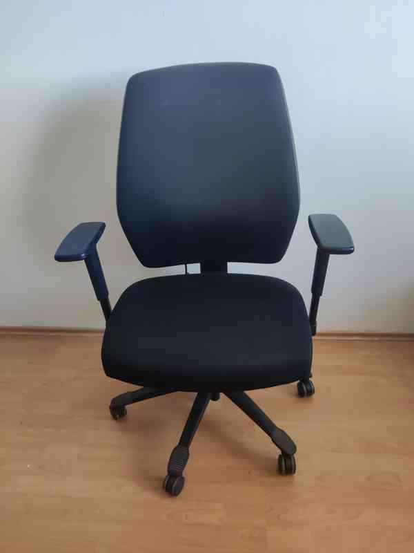 SPĚCHÁ - kancelářská židle MOSH ELITE T2+ XXL - foto 4