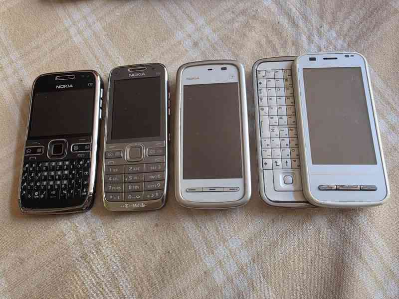 Mobilní tlačítkové telefony Nokia č.2 - foto 4