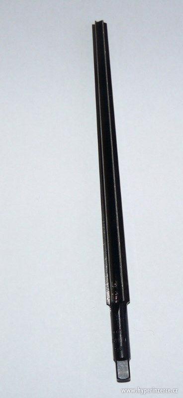 Výstružník ruční kuželový 1:50 HSS, 5 mm, ČSN 221469
