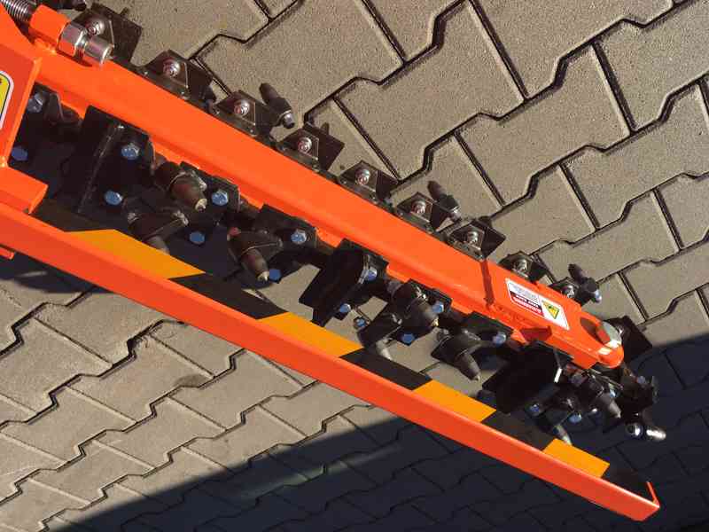 Drážkovací fréza, zemní rýhovač - motorový - foto 5