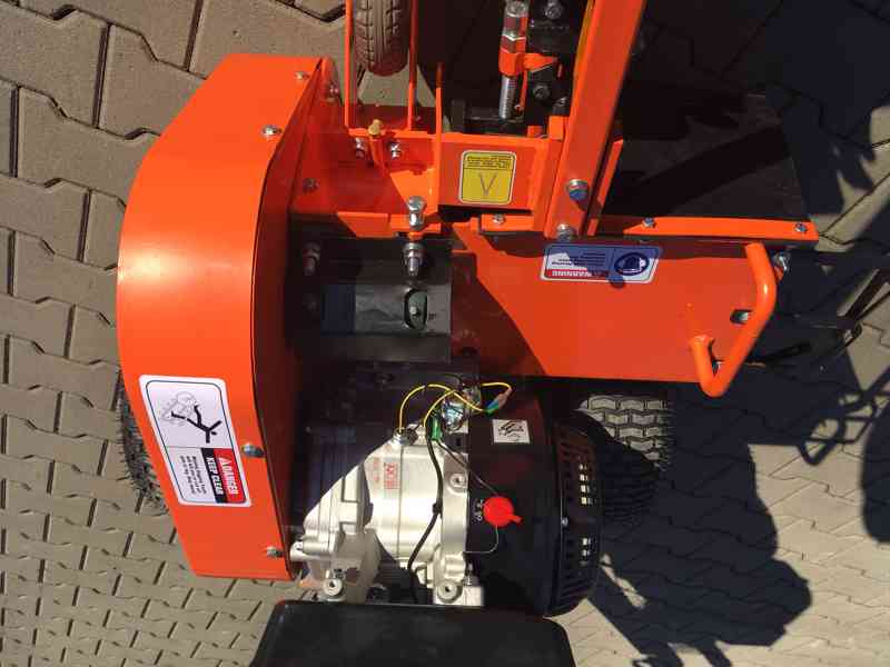Drážkovací fréza, zemní rýhovač - motorový - foto 6