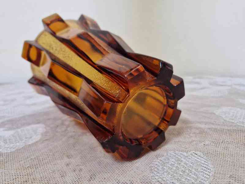 Kubistická váza Inwald Rudolf Schroter medové sklo - foto 5