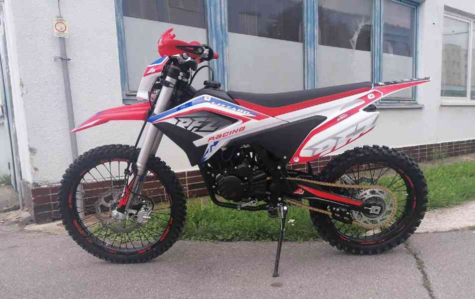apollo 250cc enduro