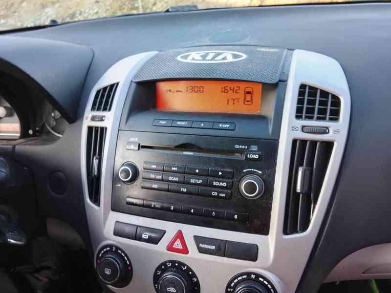 Kia Ceed 1,4 80Kw s LPG - foto 15