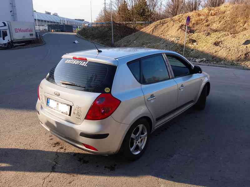 Kia Ceed 1,4 80Kw s LPG - foto 5