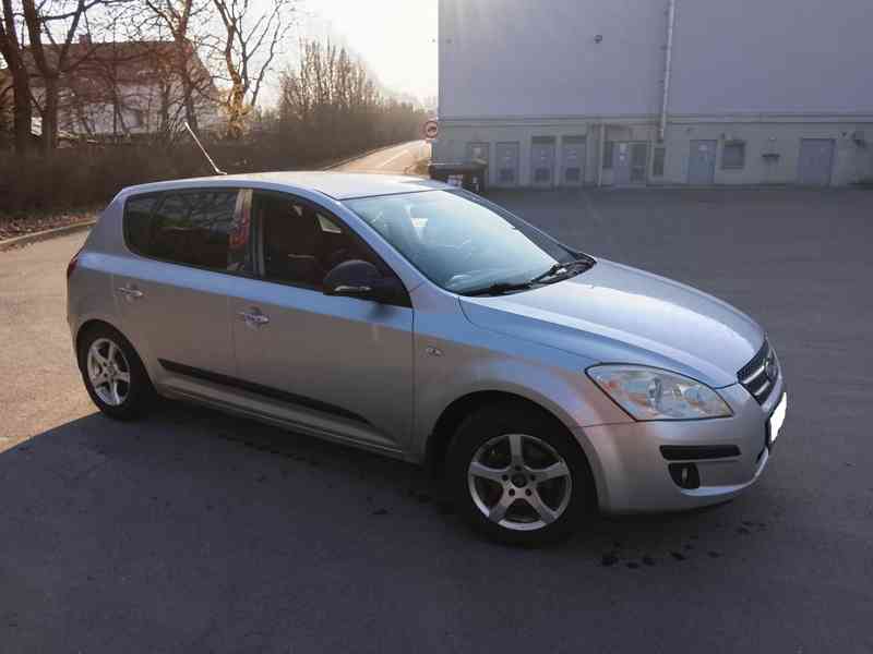 Kia Ceed 1,4 80Kw s LPG - foto 7