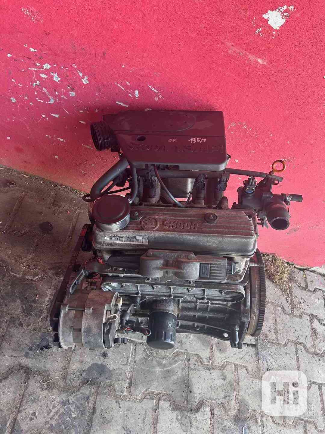Motor 1,3 MPI Škoda Felicia 781.135M kompletní - foto 1