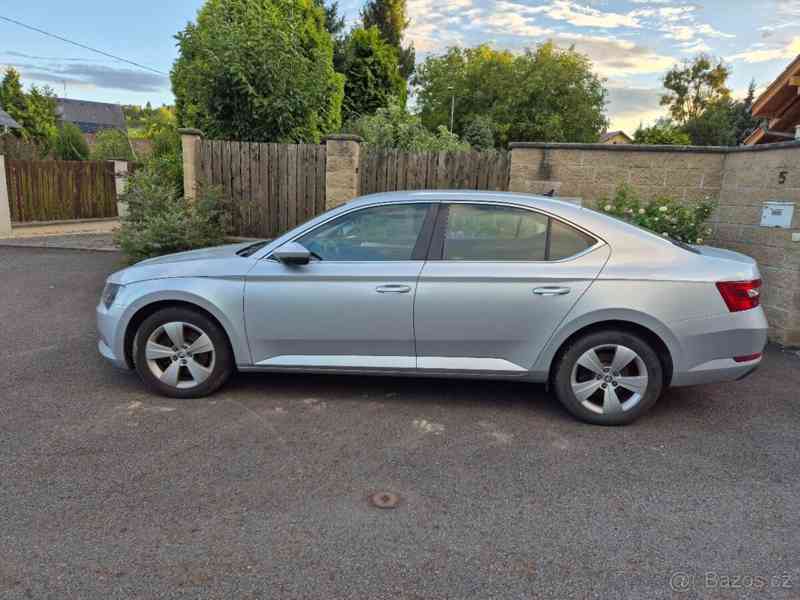 Škoda Superb 2,0   Prodám - foto 1