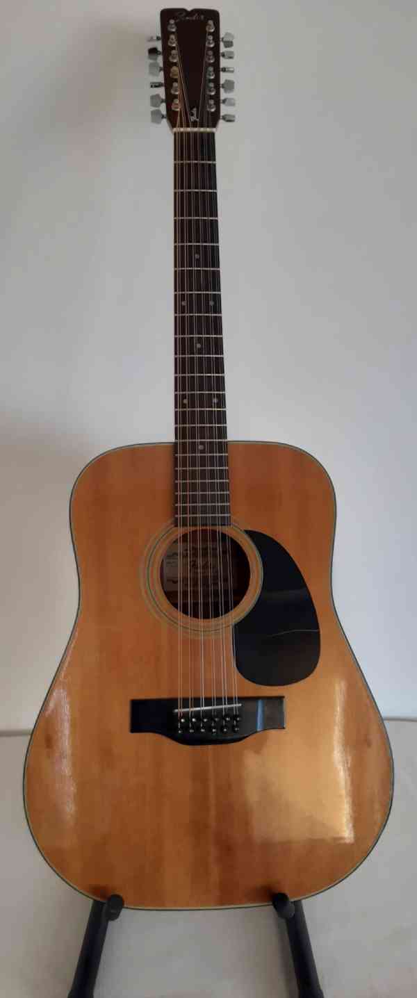 Dvanáctistrunná kytara Fender F5-12 z roku 1980