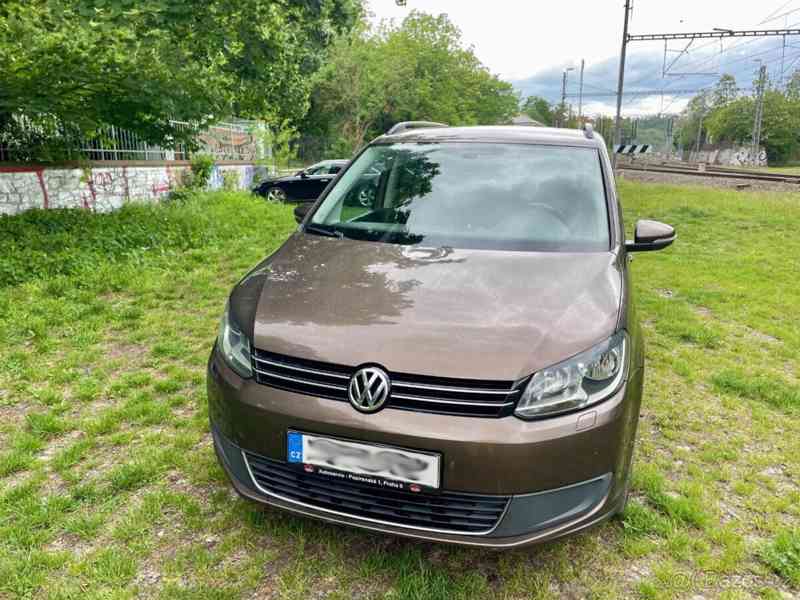 Volkswagen Touran 1,4   7 místný, automat, 2014 - foto 4