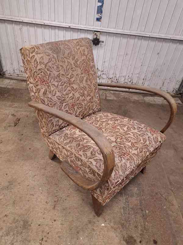 Křeslo Halabala k renovaci.K vyzvednutí v Žatci, 606 247 137 - foto 2