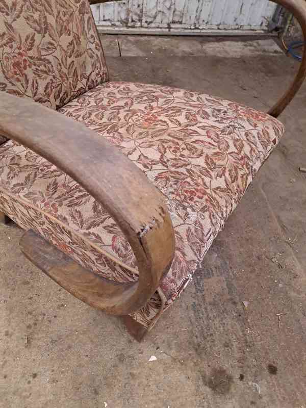 Křeslo Halabala k renovaci.K vyzvednutí v Žatci, 606 247 137 - foto 3