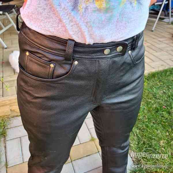 Motorkářské kožené kalhoty - foto 2