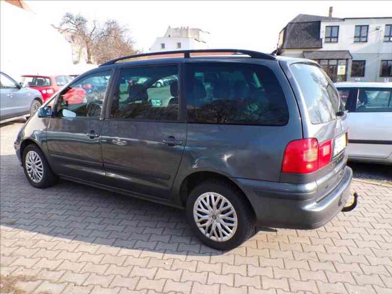 Seat Alhambra 2,0 TDI 7 MÍST,TAŽ.ZAŘ. - foto 4